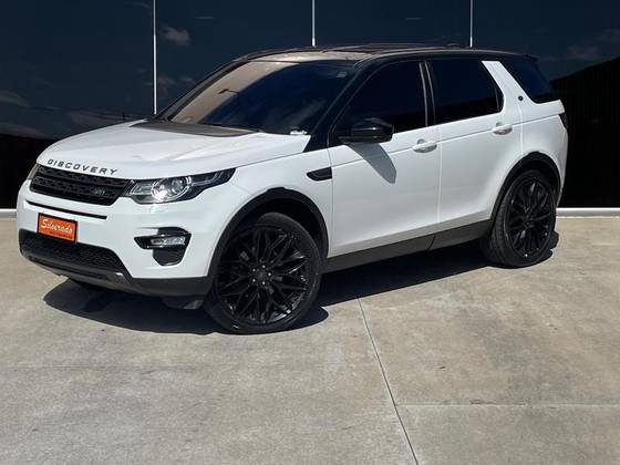 LAND ROVER DISCOVERY 4 3.0 BLACK 4X4 V6 24V BI-TURBO DIESEL 4P AUTOMÁTICO